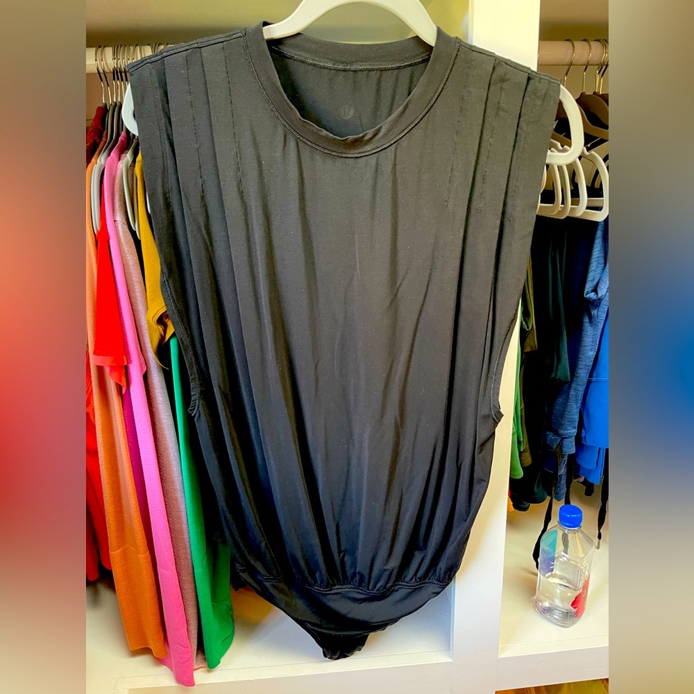 Lululemon bodysuit, black, size 6
